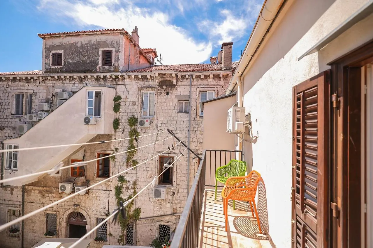 Two Bedroom Apartment In City Center Igor Zadar